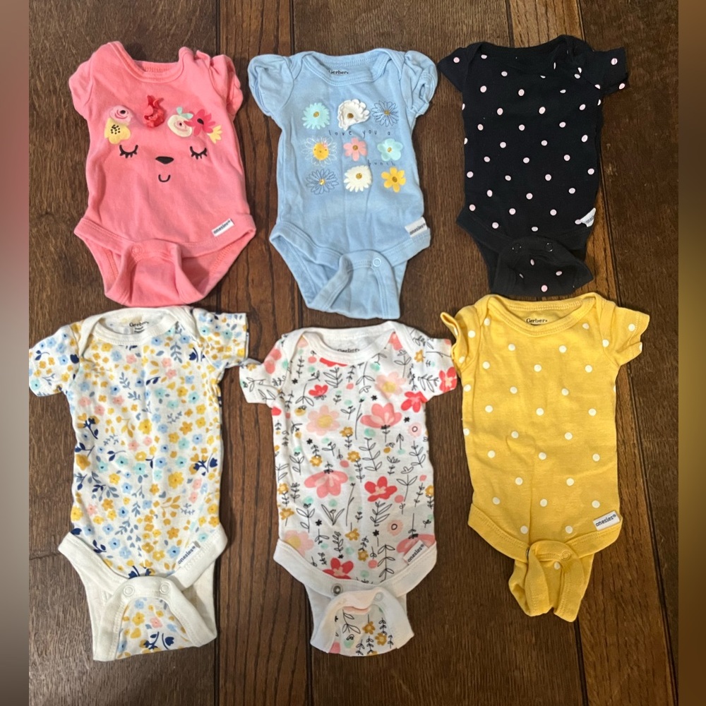 Gerber premie onesies baby set